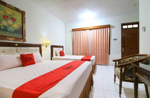 Klaten Selatan House | RedDoorz near Klaten Train Station