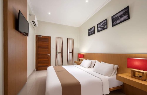 Kartika Plaza Bed & Breakfast | Angkul Angkul Segara Beach Kuta