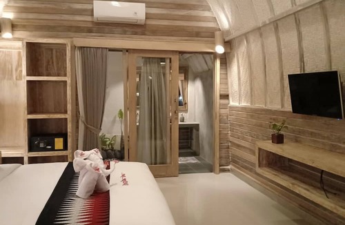 Sampalan House | Kompyang Cottage