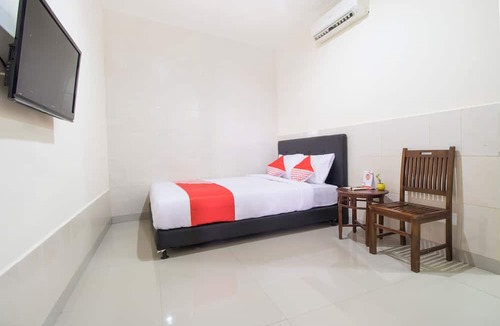 Pemecutan Kelod Hotel | OYO 2836 Sekar Sari Residence