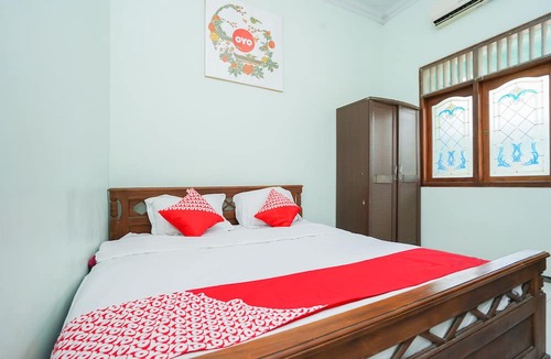Tuban Sub-District Hotel | OYO 1439 Gang Guest Homestay Syariah