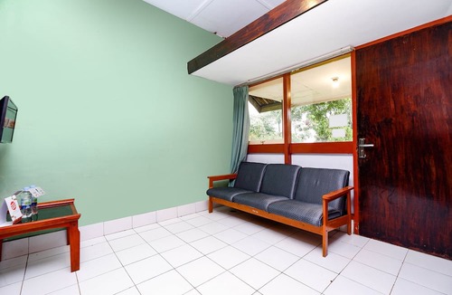 Ambarawa Hotel | OYO Capital O 1808 New Bandungan Indah