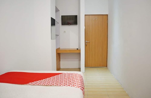 Padang Hotel | Hotel O M Authentic Kost Man