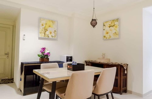 Suko Manunggal Apartment | Spacious High Floor 2BR at Taman Beverly Apartment