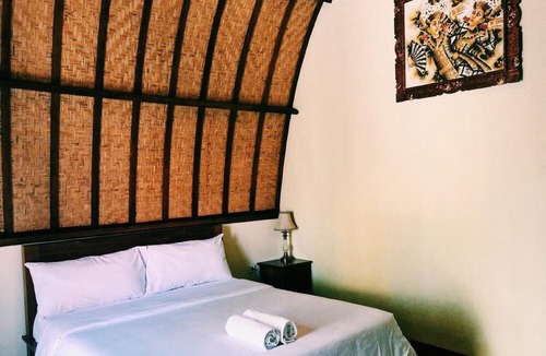 Sampalan House | Ratu Cottages