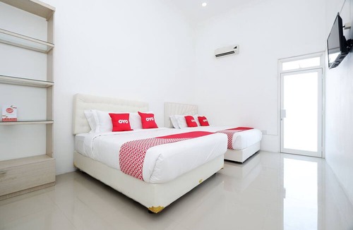 Colomadu Hotel | Capital O 1888 Griya RW Family Guest House