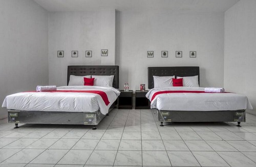 Chinatown House | Formerly Reddoorz Plus Near Jakarta Kota Station