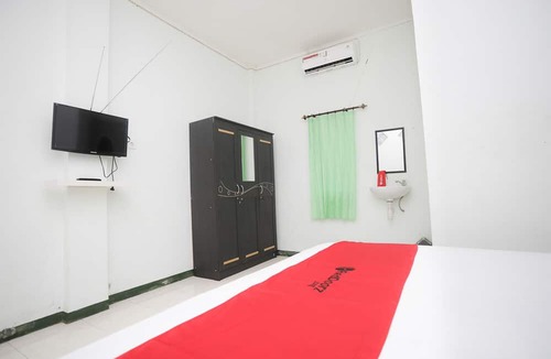 Palangkaraya House | RedDoorz near Bundaran Kecil Palangkaraya