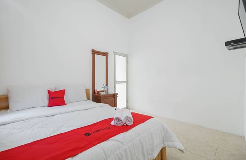 Lubuklinggau House | RedDoorz near Watervang Lubuk Linggau 2