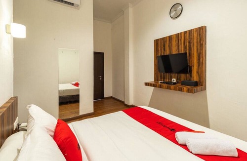 Medan House | RedDoorz @ Binjai