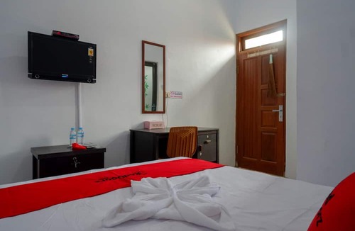 Tegal House | RedDoorz Syariah near Alun Alun Balai Kota Tegal
