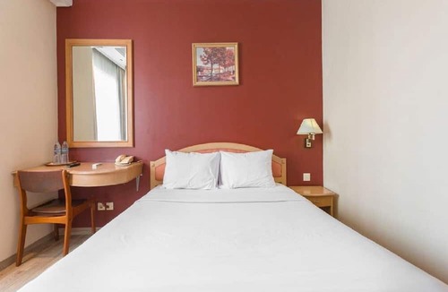 Tanjung Duren Utara Hotel | Hotel Bulevar Tanjung Duren Jakarta