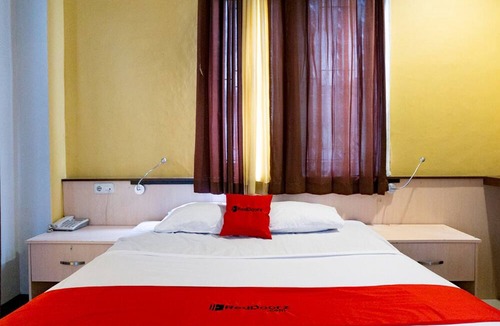 Jayapura Hotel | RedDoorz near Pelabuhan Jayapura