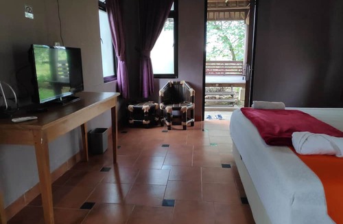 Jambu Luwuk Hotel | Degung Hillside
