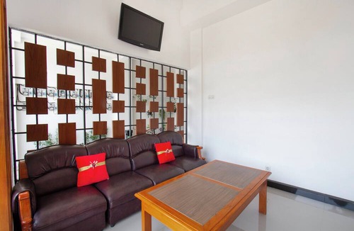Java Hotel | OYO 3309 Forrestinn