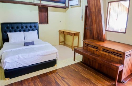 Bira Hostel | Phinisi Hostel Bira