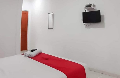 Cibodas Hotel | RedDoorz Syariah @ Jl Raya Sukabumi
