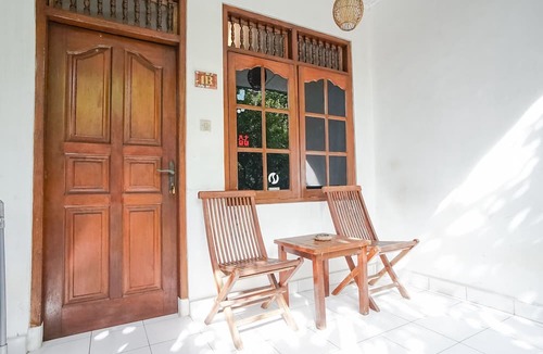 Downtown Kuta House | Indopurejoy House - Komala Indah Cottages - Hostel