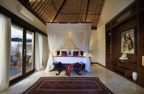Denpasar Timur Hotel | Manzelejepun Villa & Pavilion