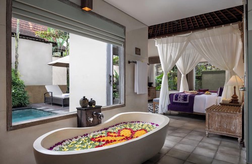 Kedewatan Hotel | Pramana Watu Kurung Resort