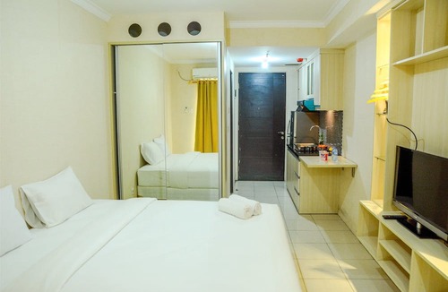 Panunggangan Utara Apartment | Modern Studio Grand Serpong Apartment By Travelio