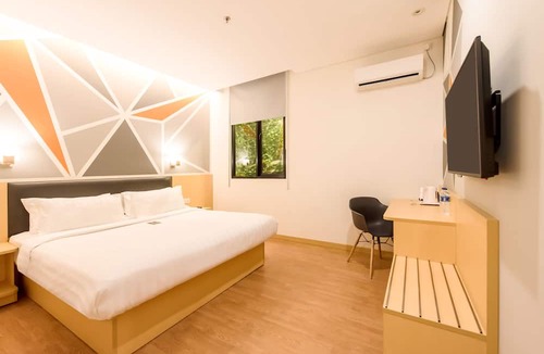 Jakarta Hotel | Juno Jatinegara Jakarta
