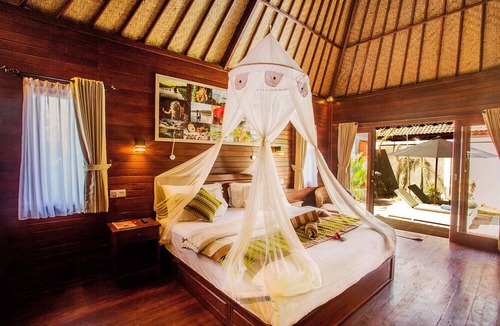 Mushroom Bay Bed & Breakfast | Sunset Garden Nusa Lembongan