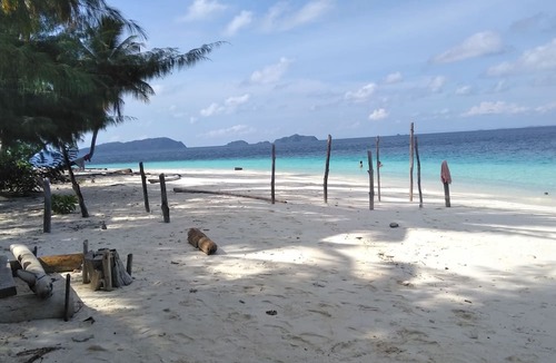 Pulau Fam House | Mefiyai Homestay