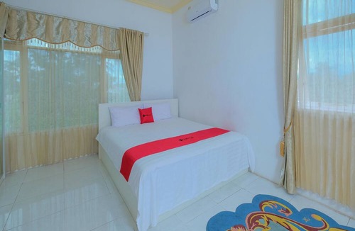 Banjarbaru House | RedDoorz Syariah near Museum Lambung Mangkurat 2