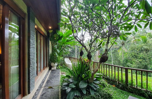 Sambahan Bed & Breakfast | Puri Raya Villa Ubud