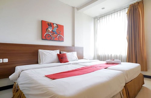 Braga Hotel | RedDoorz Near Braga Street