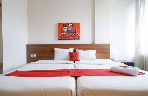 Braga Hotel | RedDoorz Near Braga Street