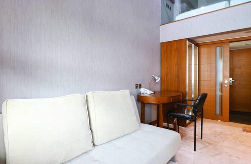 Menteng Hotel | The Baile