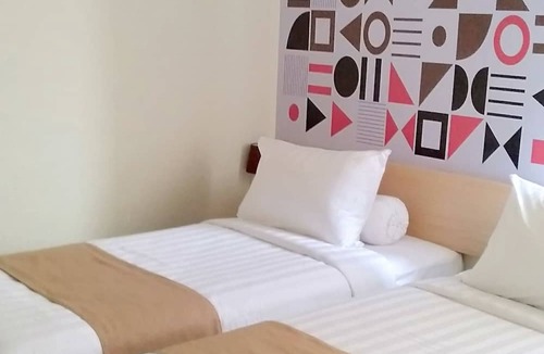 Ngasem Hotel | Front One Inn Kediri