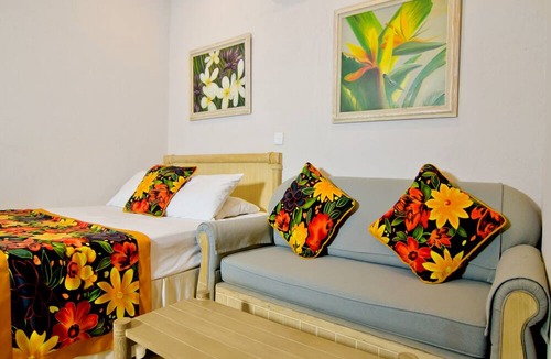 Bulakan Hotel | Hawaii Resort Family Suites