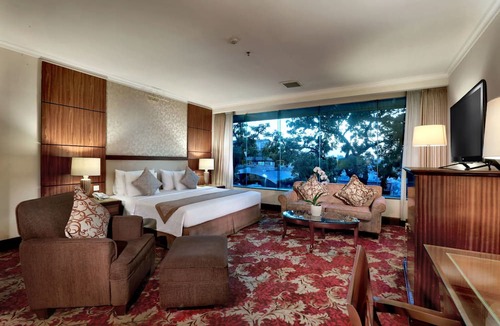 Cipaganti Hotel | Aston Tropicana