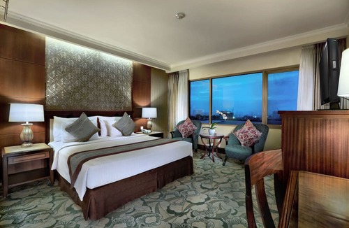 Cipaganti Hotel | Aston Tropicana