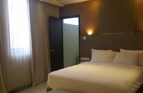 Madiun Hotel | Hotel Kharisma