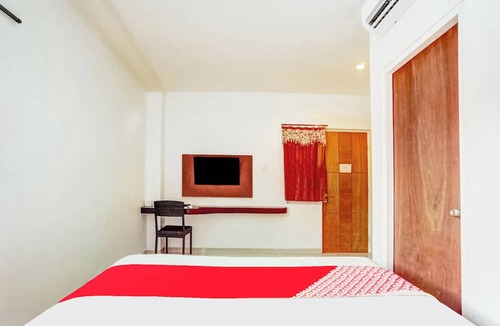 Surabaya Hotel | Hotel O Siwalankerto Near Surabaya Carnival