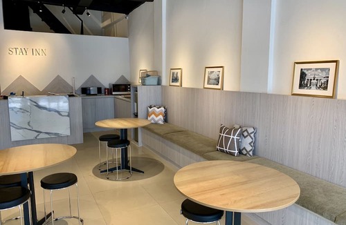 Gambir Hostel | Stay Inn Hostel Jakarta - Adults only
