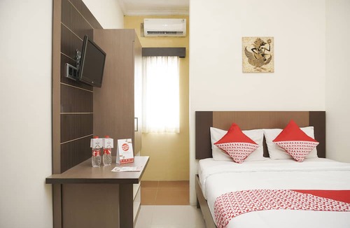 Pogung Lor Hotel | OYO 441 Namira Hotel Syariah