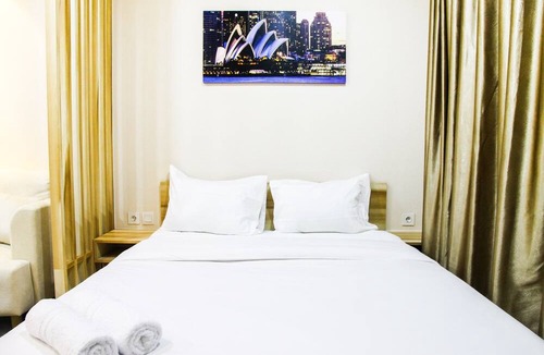 Cikarang Apartment | Modern Style The Oasis Studio Apartment with Comfortable Sofa