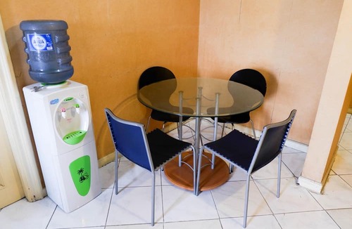 Suko Manunggal Apartment | Spacious 1BR Apartment at Taman Beverly