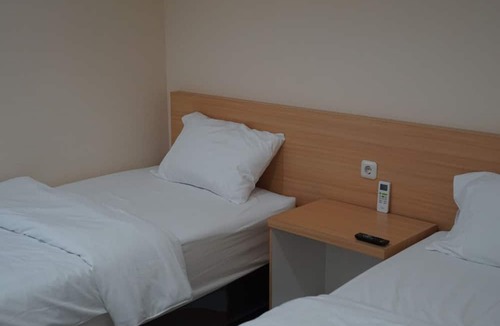 Pontianak Hotel | Gold Line Guest House