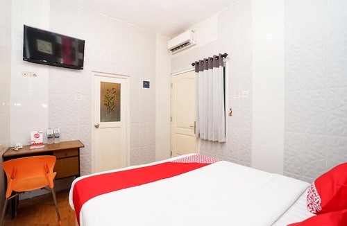 Mojokerto House | Hotel O Mojokerto Guesthouse