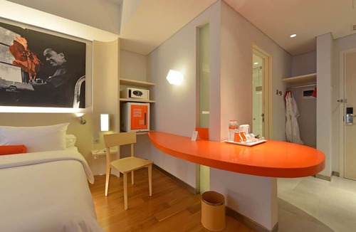 Laweyan Hotel | HARRIS Hotel & Conventions Solo