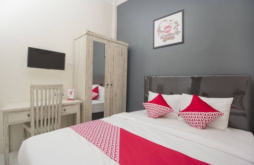 Ngaglik Hotel | OYO Life 647 Irooms Homestay