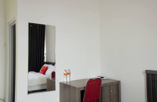 Purwokerto House | RedDoorz near GOR Satria Purwokerto