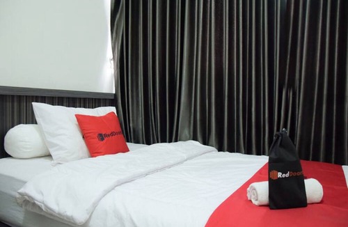 Purwokerto House | RedDoorz near GOR Satria Purwokerto