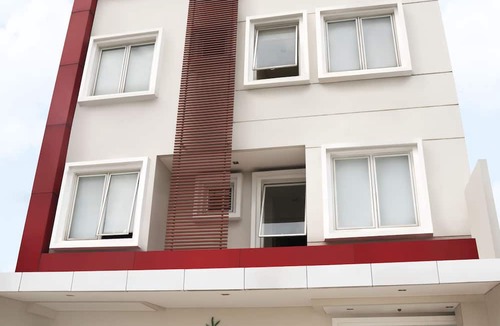 Bendungan Hilir Hotel | LeGreen Suite Gatot Subroto